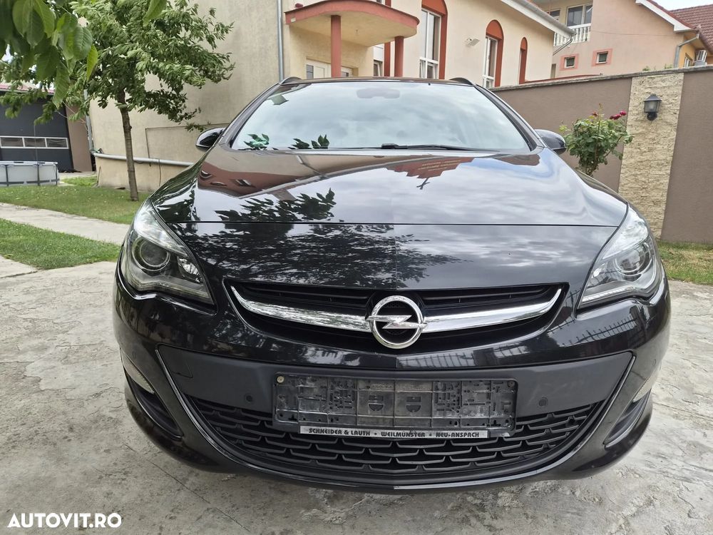 Opel Astra 2015 photo 2