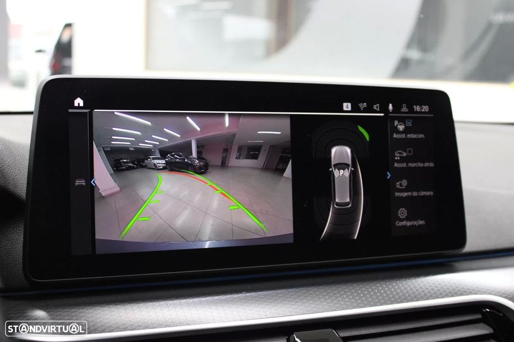 BMW 530 e Pack Desportivo M - 30