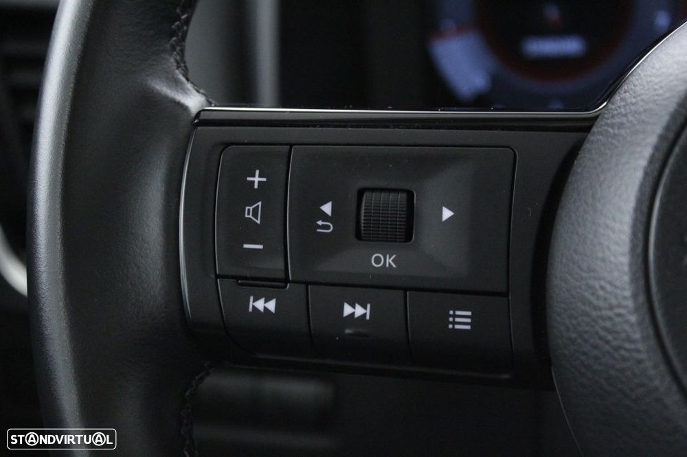 Nissan Qashqai 1.3 DIG-T N-Connecta - 22