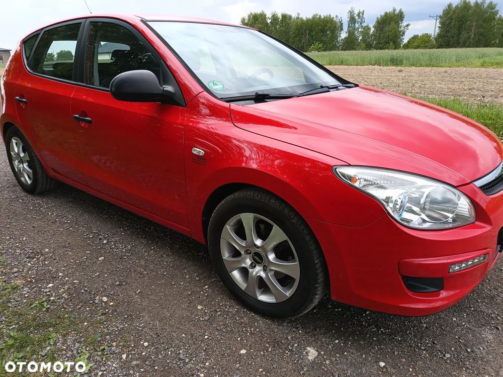Hyundai i30 1.4 Blue Comfort - 9