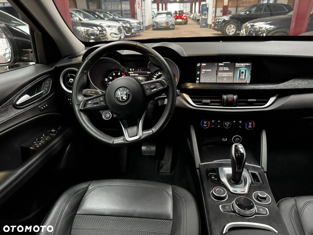 Alfa Romeo Stelvio 2.0 Turbo Sprint Q4 - 19