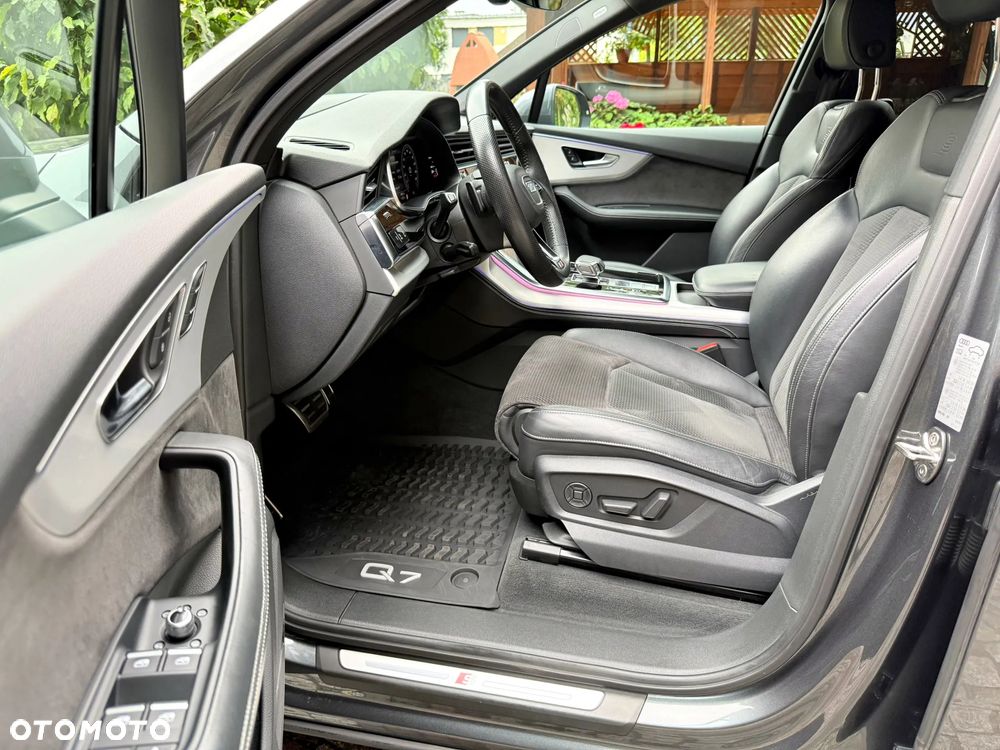 Audi Q7 50 TDI mHEV Quattro S Line Tiptr - 14