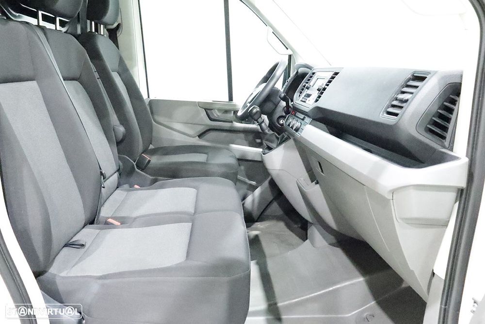 VW crafter 35 2.0 tdi l3h3 médio ta - 14