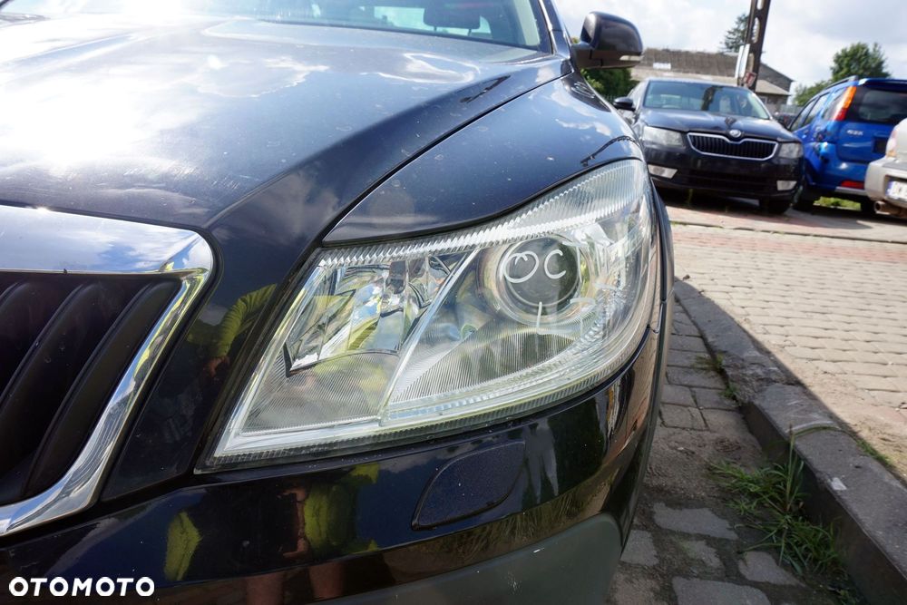 MASKA ZDERZAK BŁOTNIKI LAMPY OCTAVIA II 1Z5 LIFT 9910 SCOUT XENON UK SKODA 2008-2013 CZARNY PRZÓD KOMPLETNY - 22