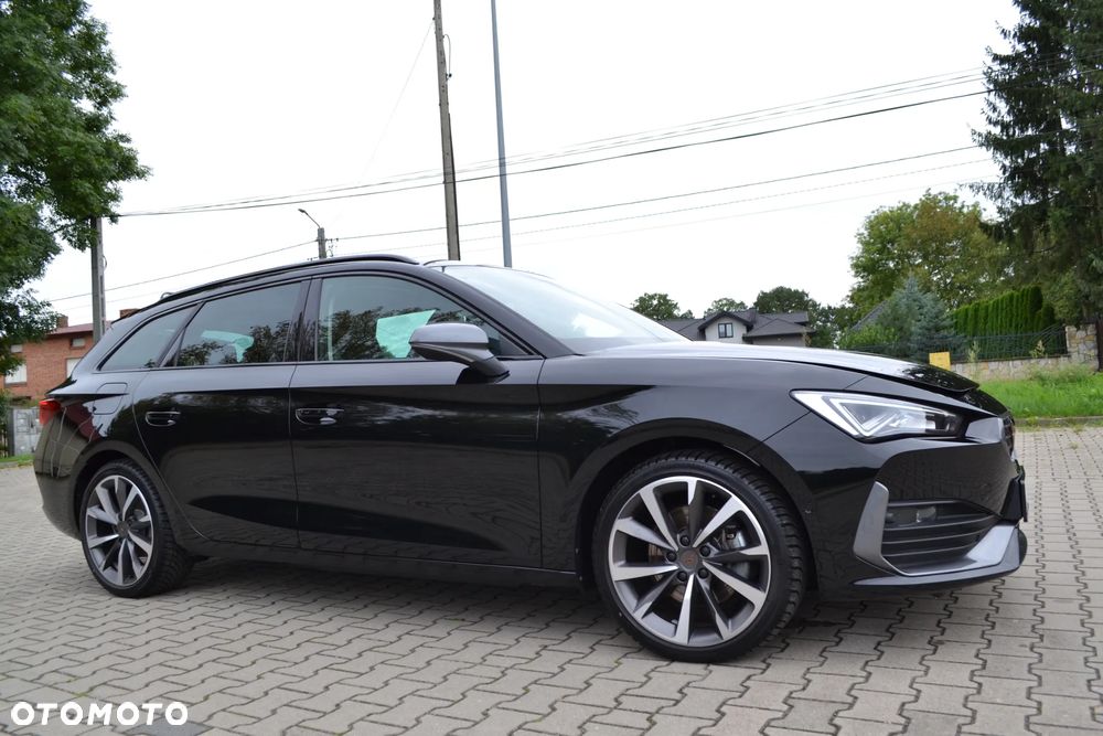Cupra Leon Sportstourer 1.4 e-Hybrid (180 kW System) VZ CUP - 2