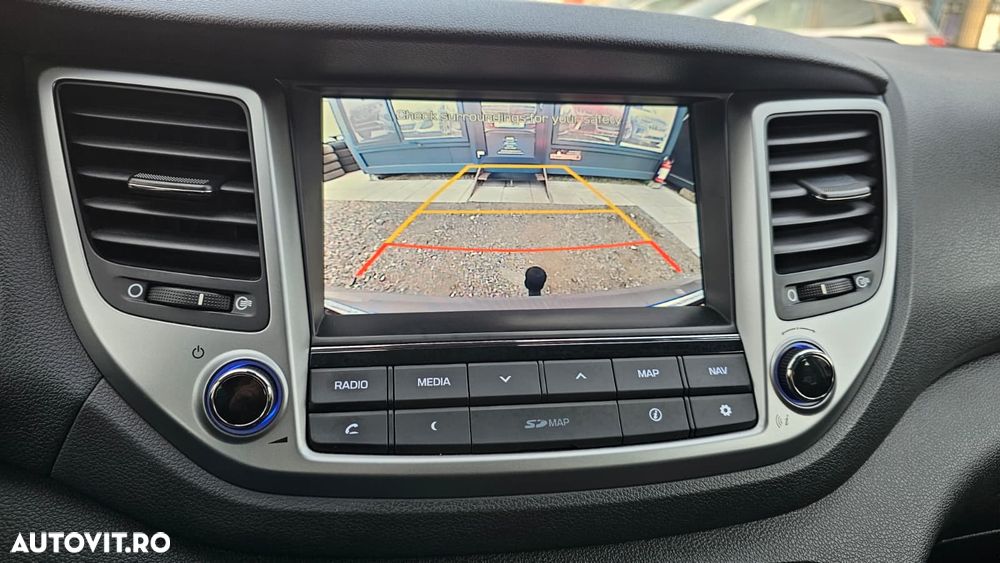 Hyundai Tucson 2.0 CRDI 4WD Automatik Style - 17