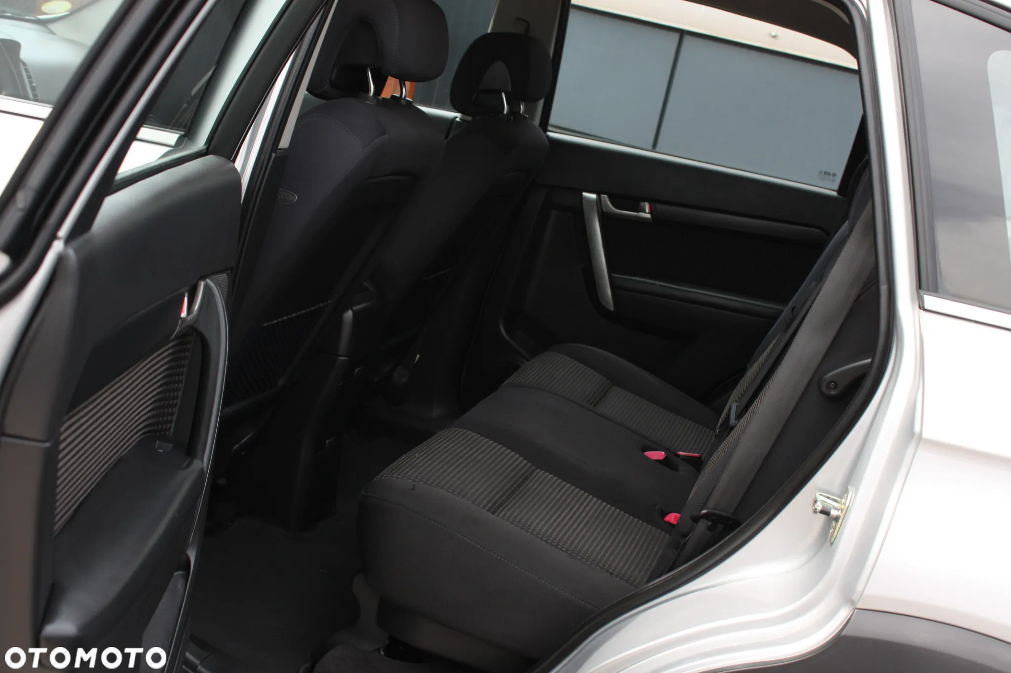 Chevrolet Captiva 2.4 2WD 7 Sitzer LS - 6