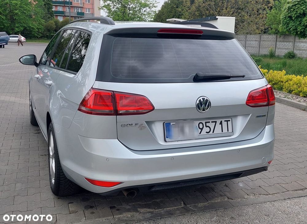 Volkswagen Golf 1.6 TDI BlueMotion Comfortline - 14
