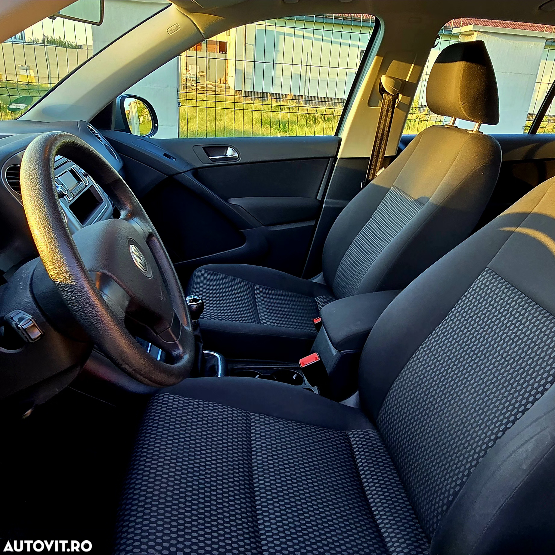 Volkswagen Tiguan - 8