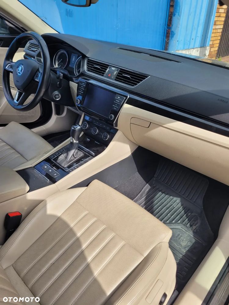 Skoda Superb 2.0 TSI 4x4 L&K DSG - 8