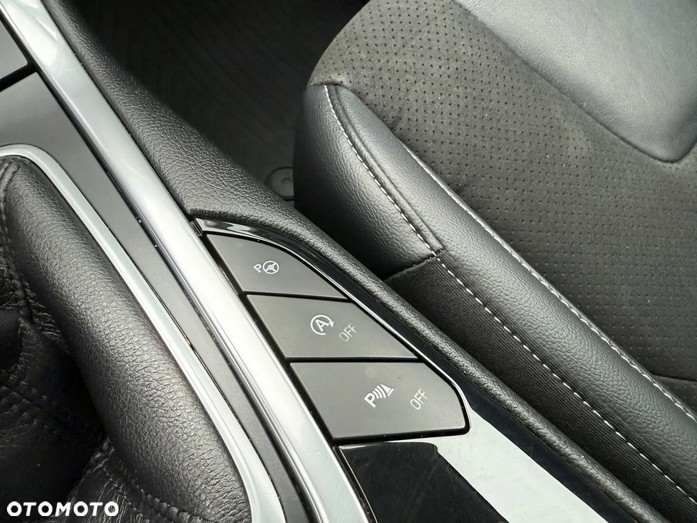 Ford S-Max 2.0 TDCi Titanium - 32