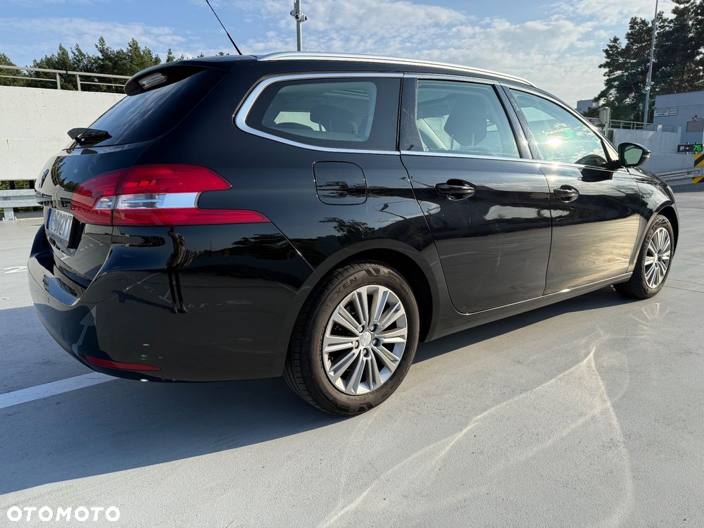 Peugeot 308 SW 1.2 PureTech GPF Allure S&S EAT8 - 7