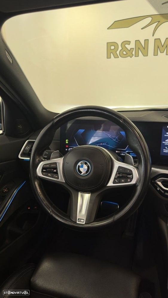 BMW 330 e Pack M Auto - 24