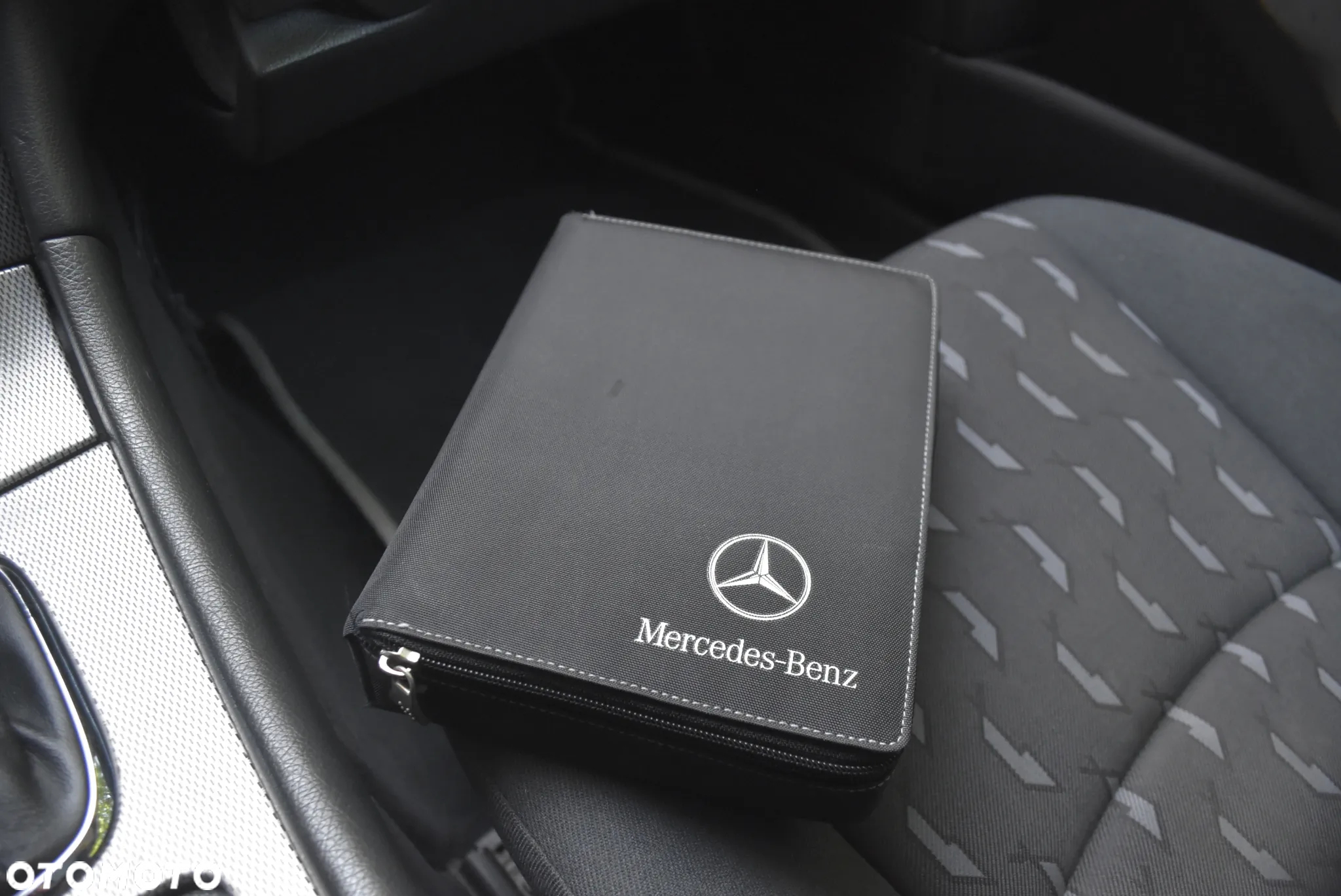Mercedes-Benz Klasa C 180 Kompressor Sportcoupe Automatik Sport Edition - 24