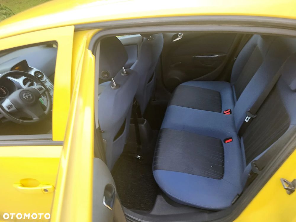 Opel Corsa 1.4 Cosmo - 19