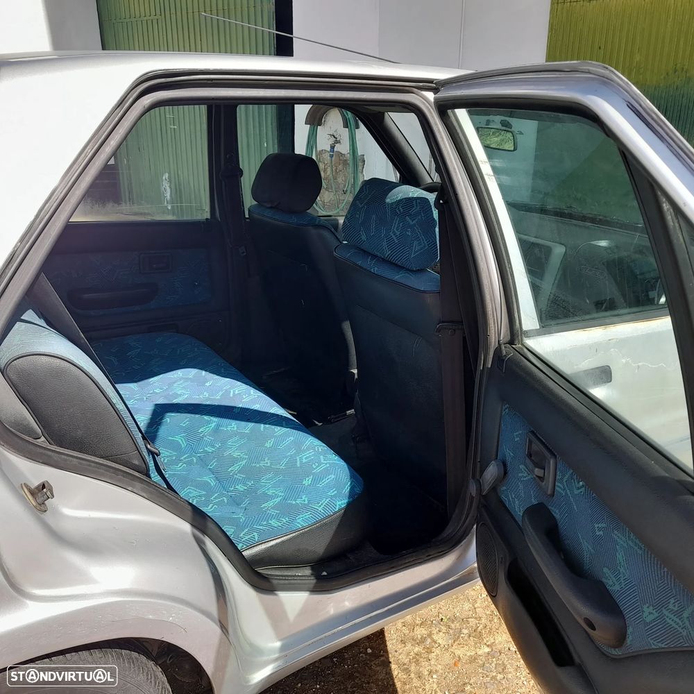Peugeot 106 1997 photo 4