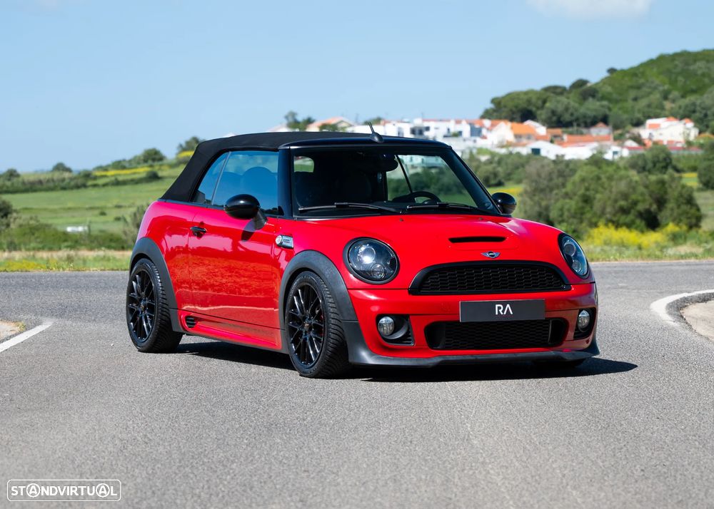 MINI Cabrio John Cooper Works 157g - 2