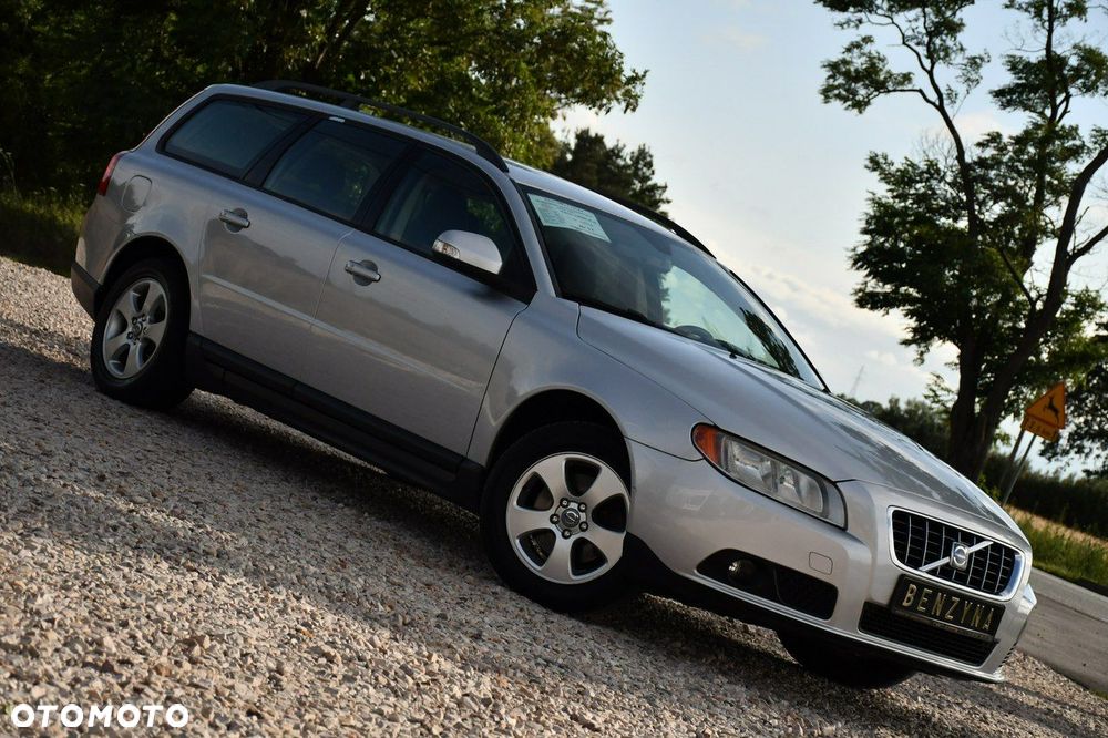 Volvo V70 2.0 Kinetic - 8