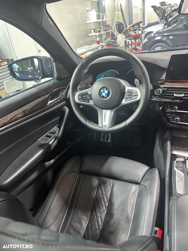 BMW Seria 5 540i xDrive Aut. Sport Line - 11