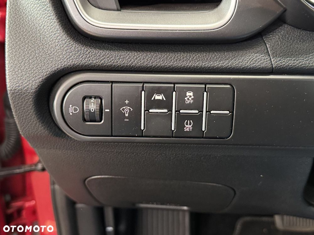 Kia XCeed - 28