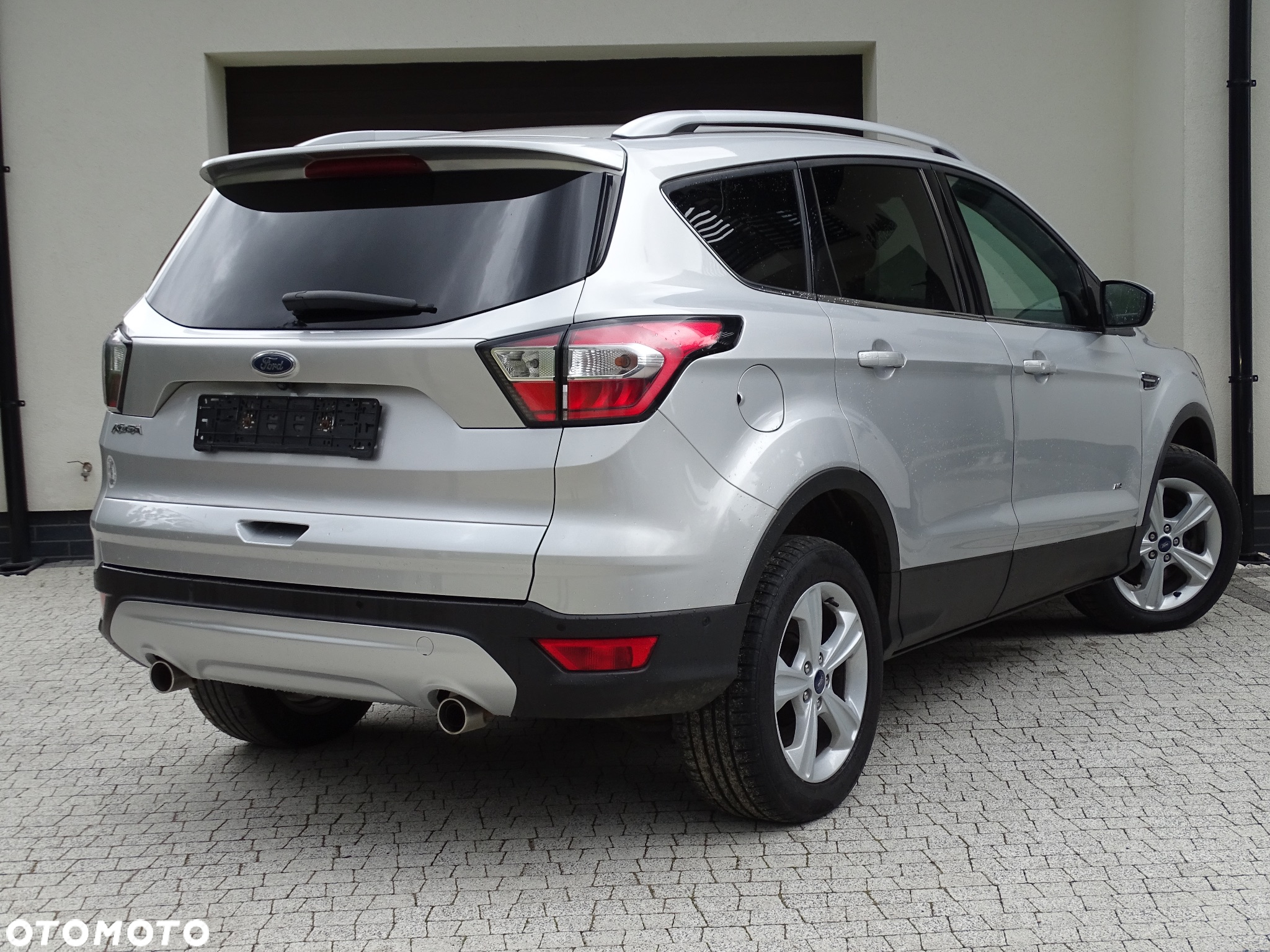 Ford Kuga 2.0 TDCi 4x4 Titanium - 10