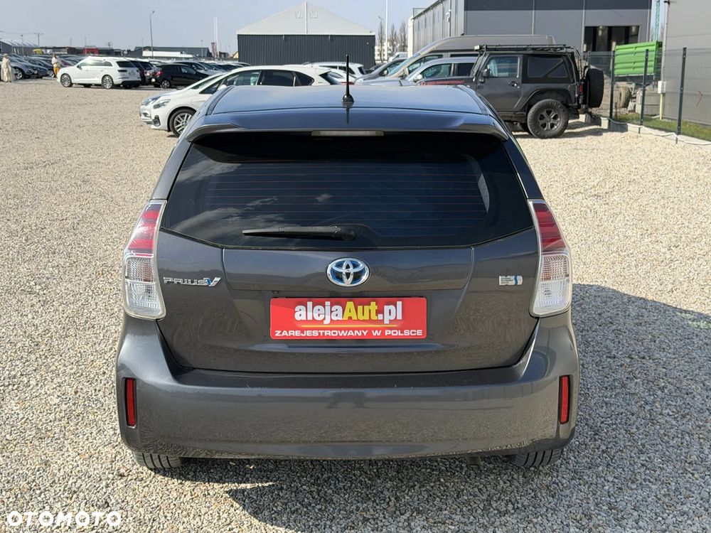 Toyota Prius+ - 11