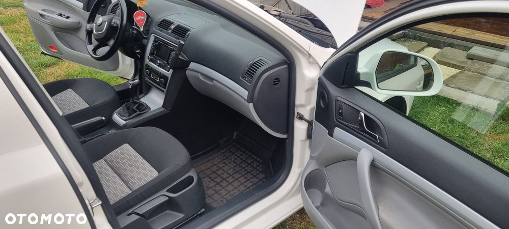 Skoda Octavia 1.6 TDI Classic - 8