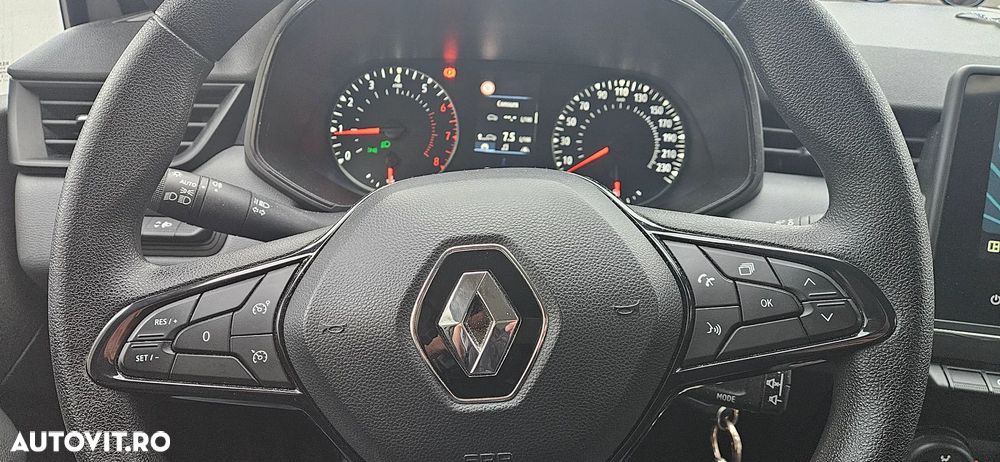 Renault Clio - 15