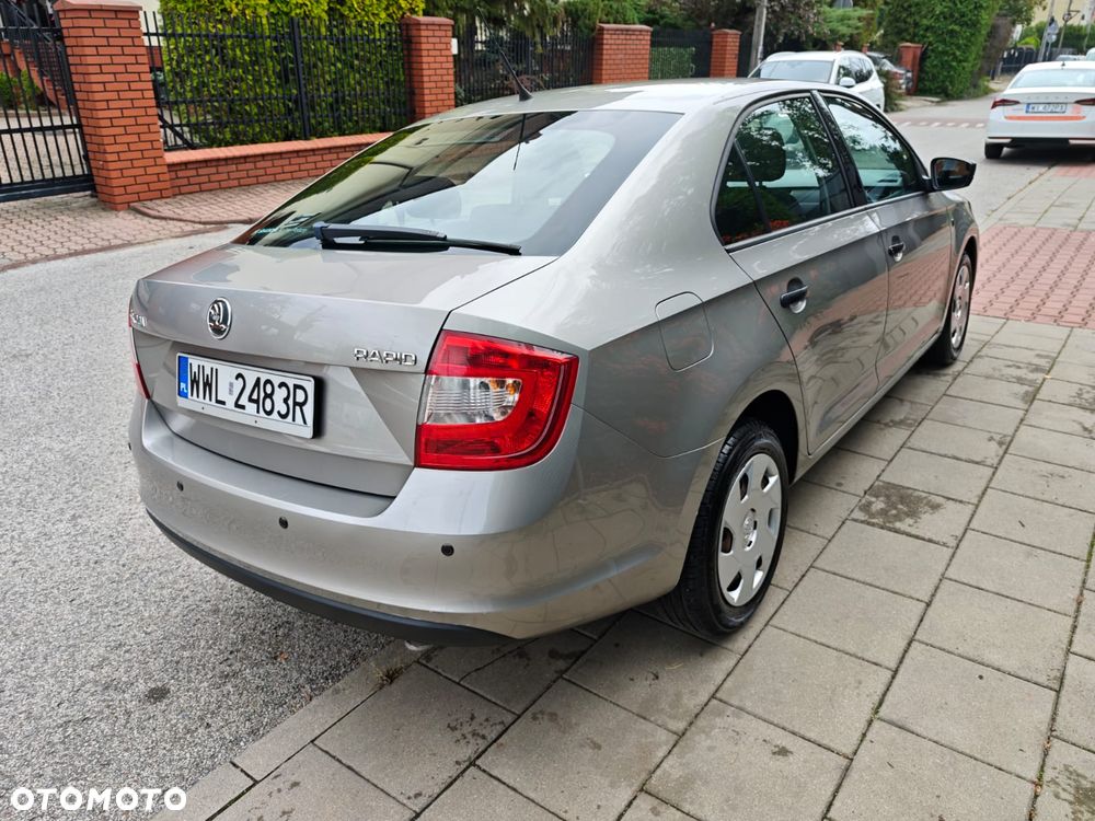 Skoda RAPID 1.2 Active - 16