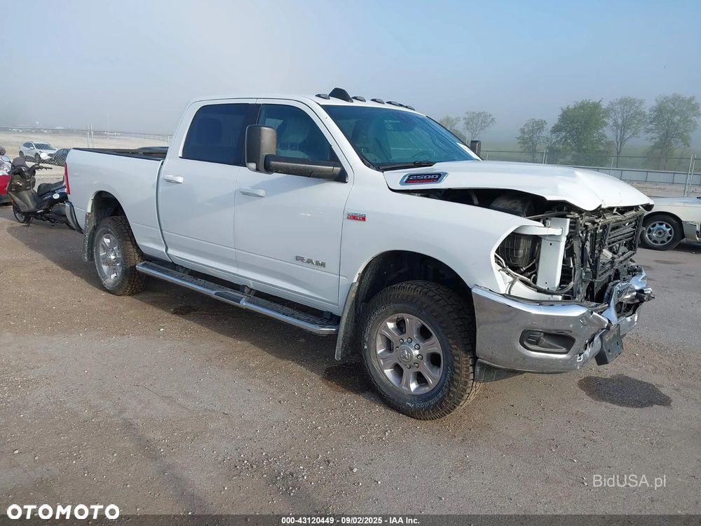 RAM 2500 - 4