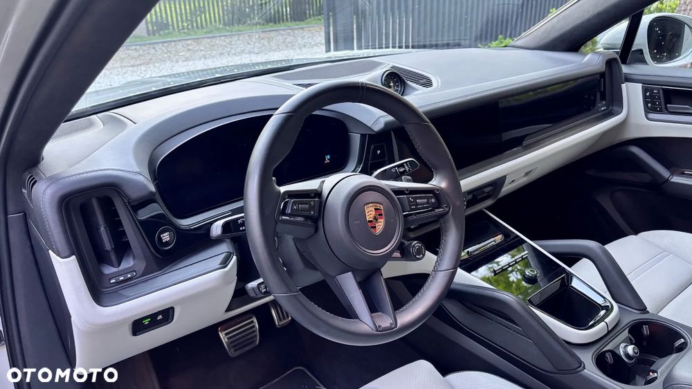 Porsche Cayenne - 6