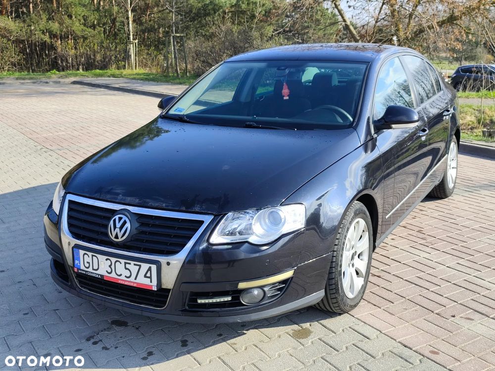 Volkswagen Passat 2.0 TDI DPF Sportline - 14
