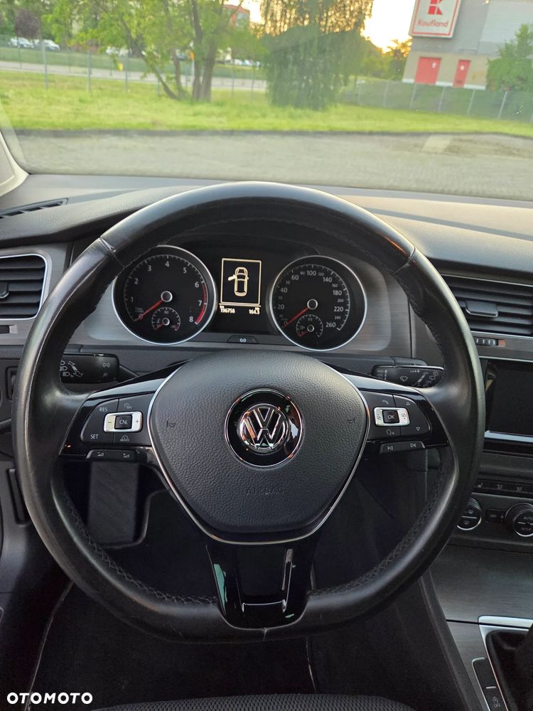 Volkswagen Golf 1.4 TSI BMT Highline - 18