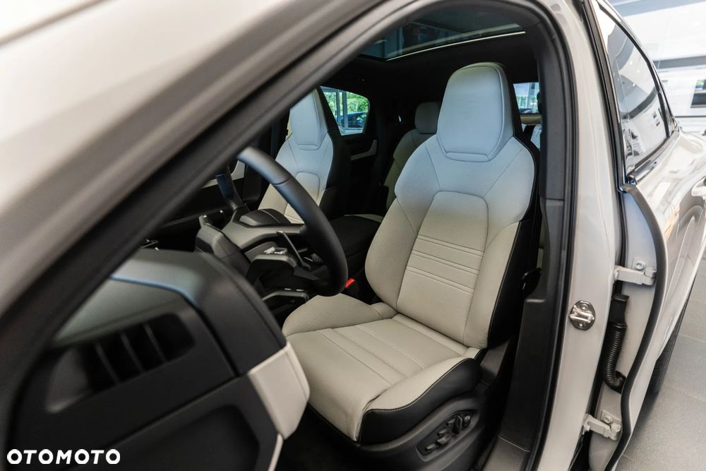 Porsche Cayenne Black Edition - 10