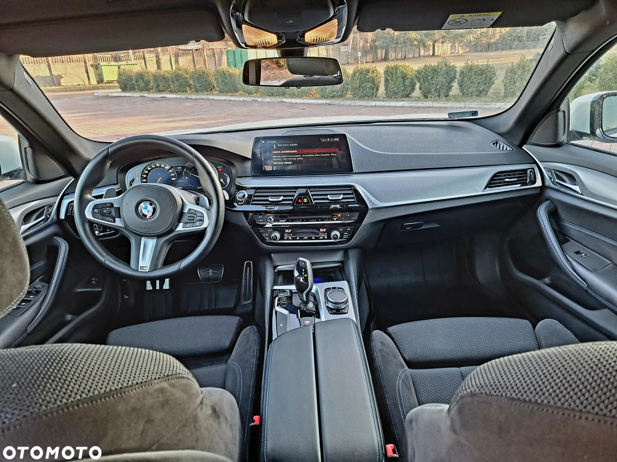 BMW Seria 5 520d xDrive - 5