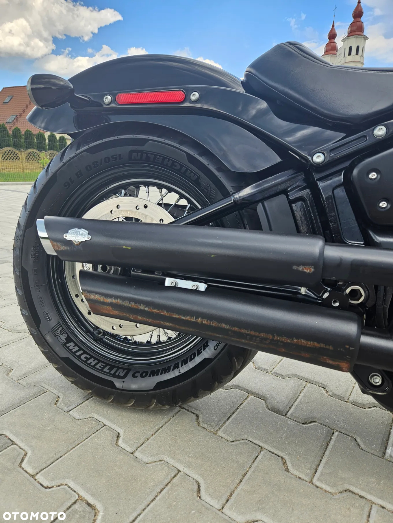 Harley-Davidson Softail Street Bob - 18
