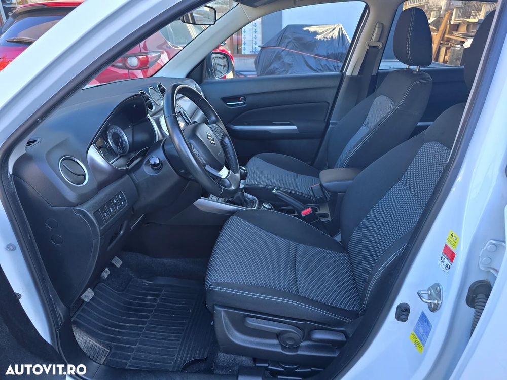 Suzuki Vitara 1.4 Boosterjet AllGrip MHEV Passion - 8