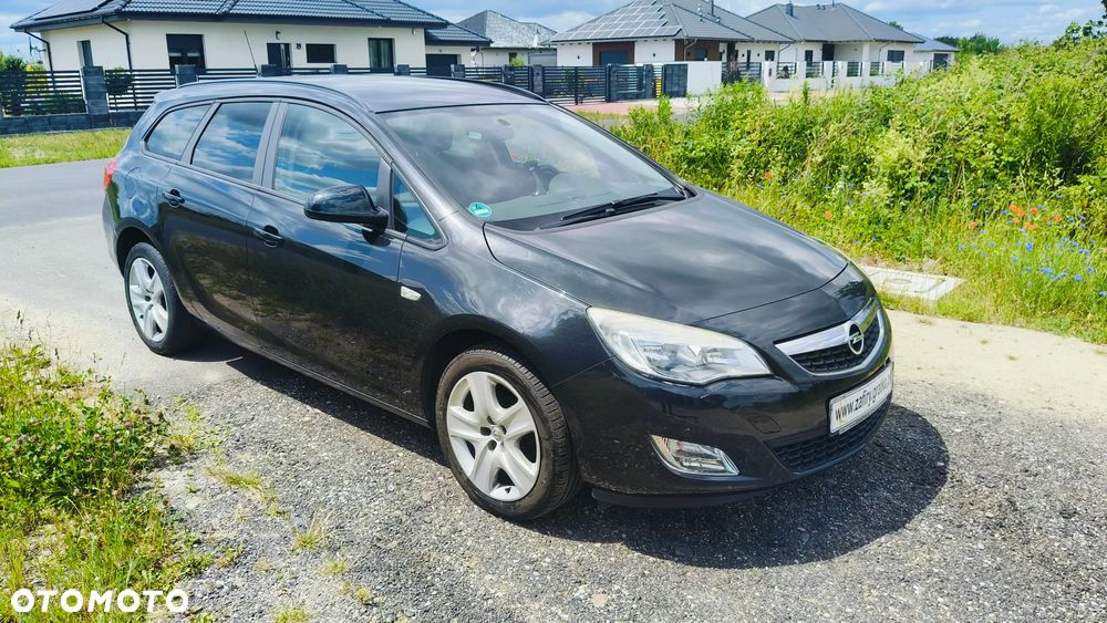 Opel Astra 1.4 Turbo Sports Tourer Design Edition