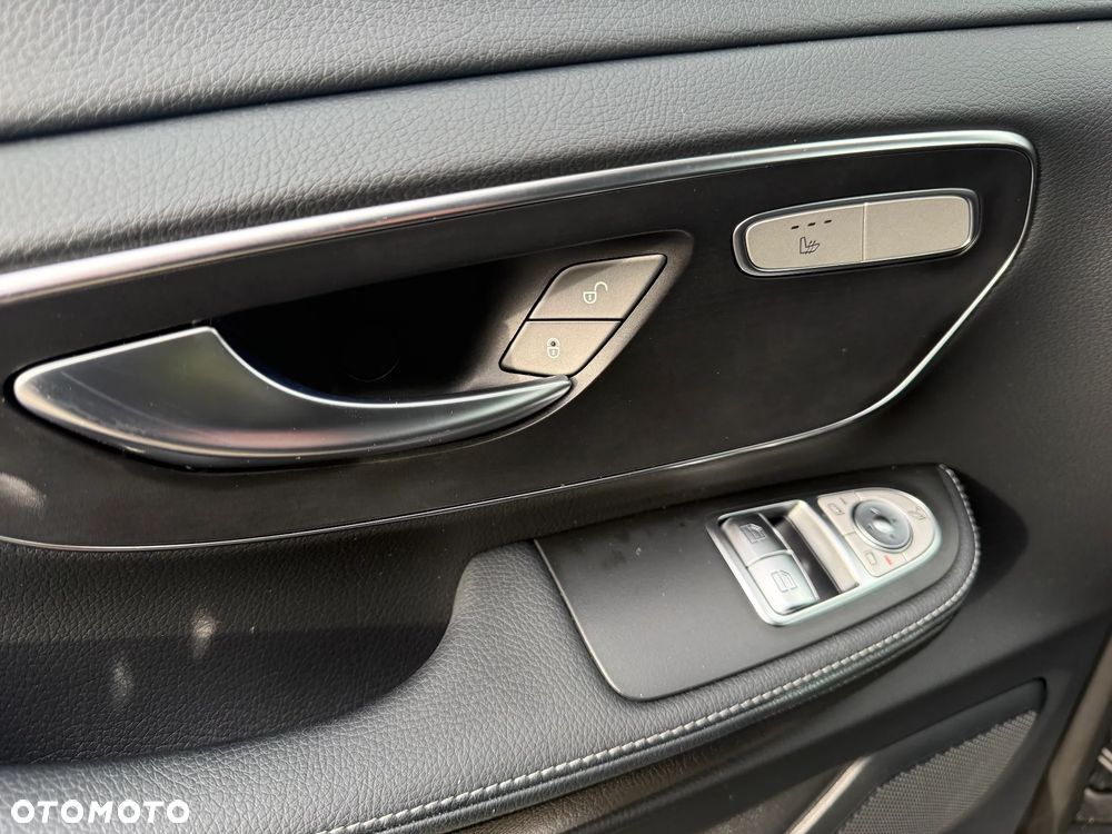 Mercedes-Benz Klasa V 300 d 4-Matic 9G-Tronic Avantgarde (ekstra dł) - 17