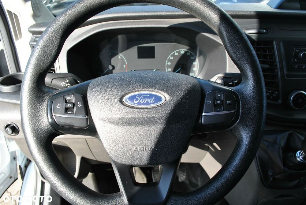 Ford Transit - 19