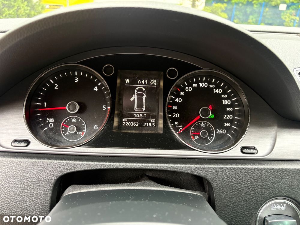 Volkswagen Passat 2.0 Blue TDI DSG SCR Comfortline - 10