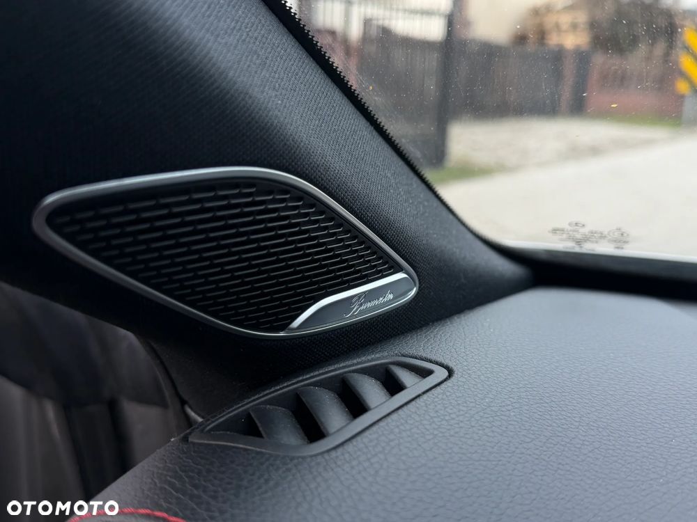 Mercedes-Benz CLA 200 4-Matic AMG Line 8G-DCT - 29