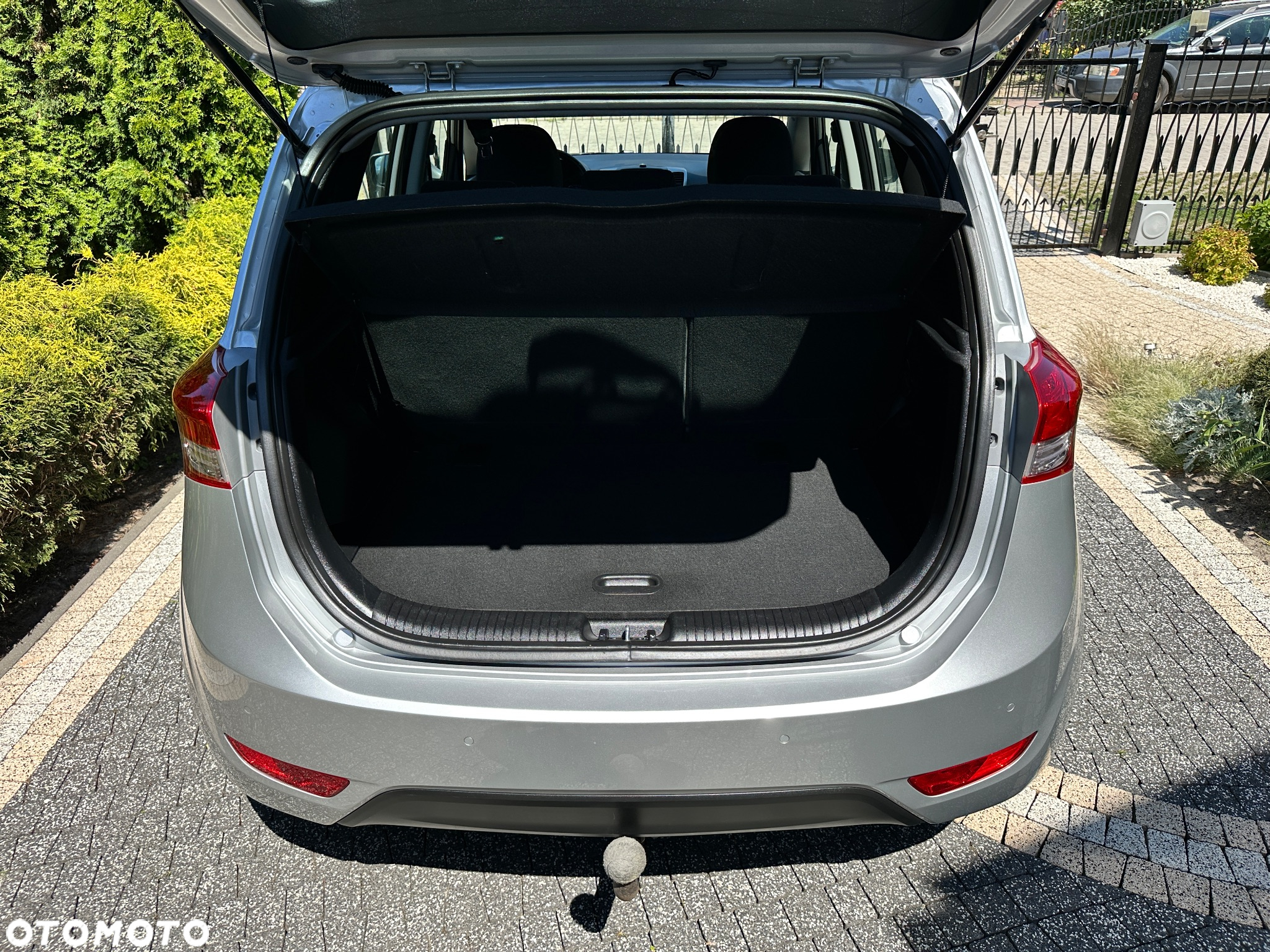 Hyundai ix20 1.6 CRDi Fifa World Cup Edition - 20