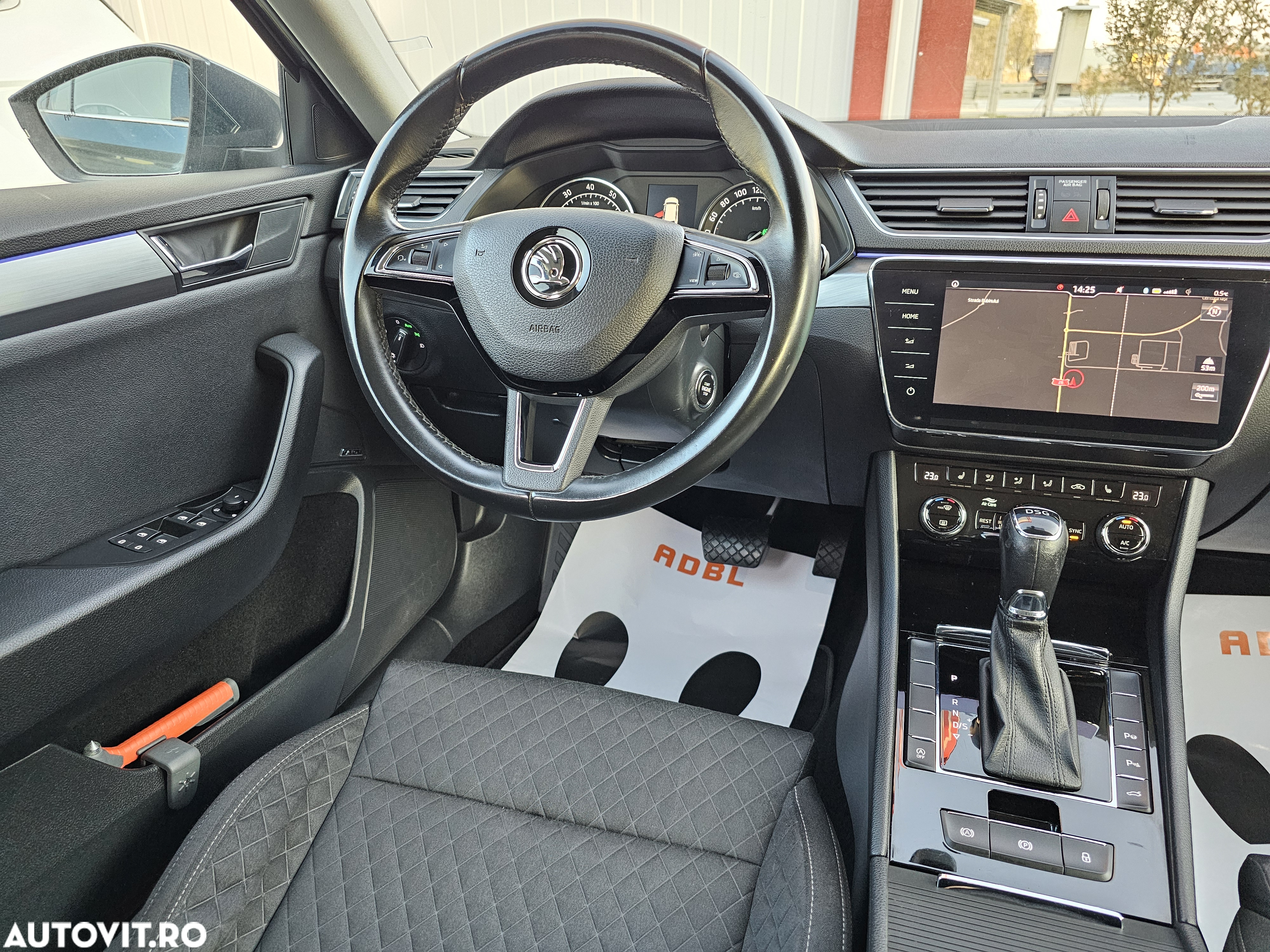 Skoda Superb Combi 1.5 TSI ACT DSG Style - 32