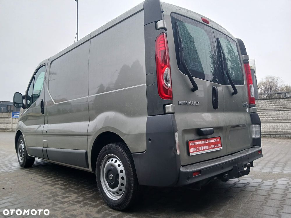 Renault TRAFIC - 11