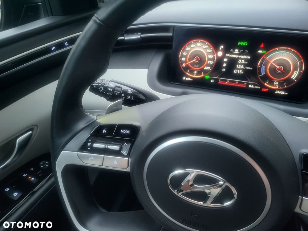 Hyundai Tucson 1.6 T-GDi HEV Platinum 4WD - 23