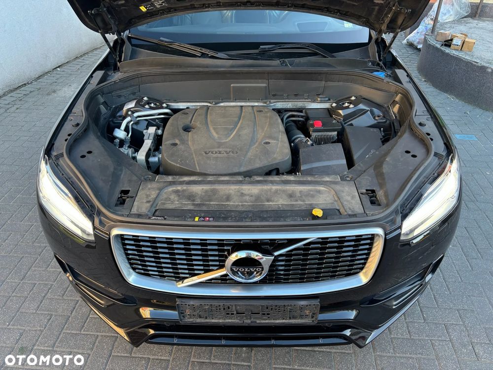 Volvo XC 90 D5 AWD Geartronic RDesign - 4