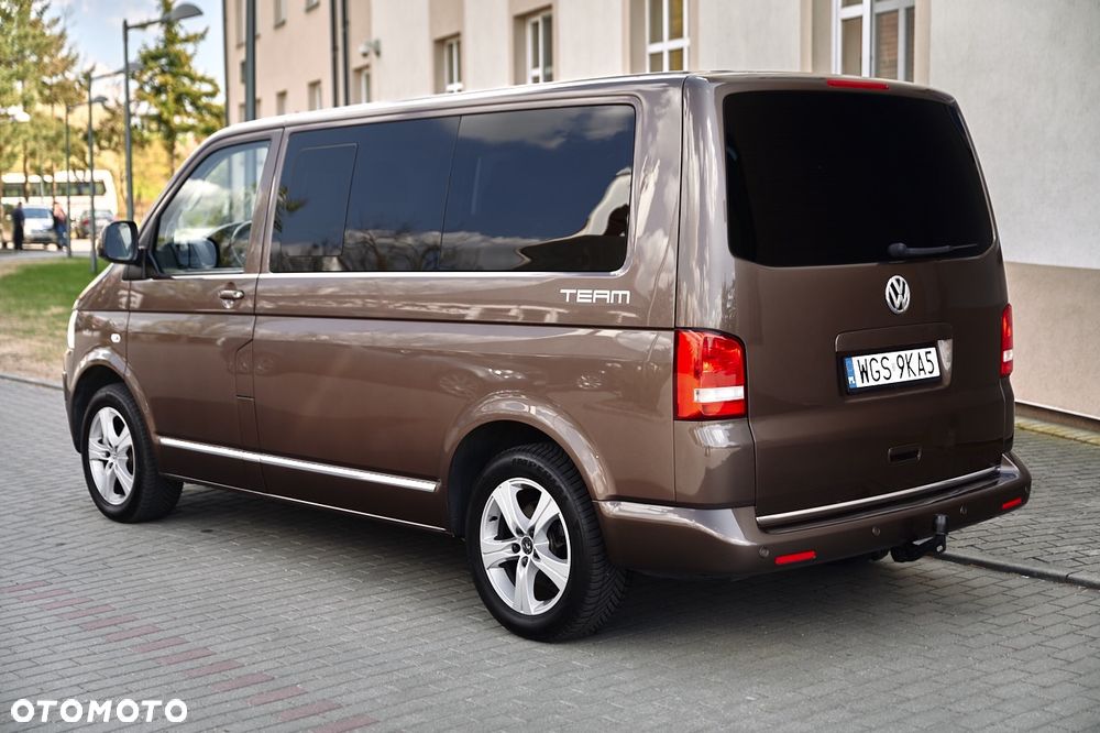 Volkswagen Multivan - 9
