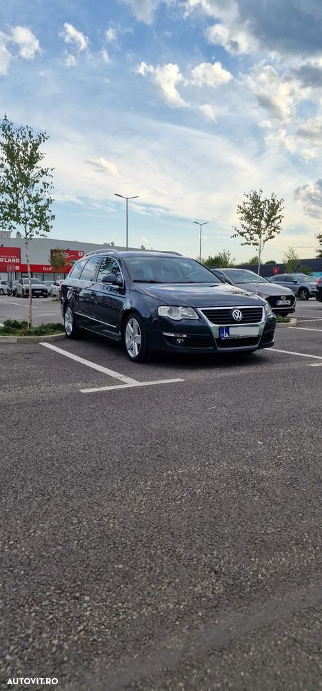 Volkswagen Passat - 4