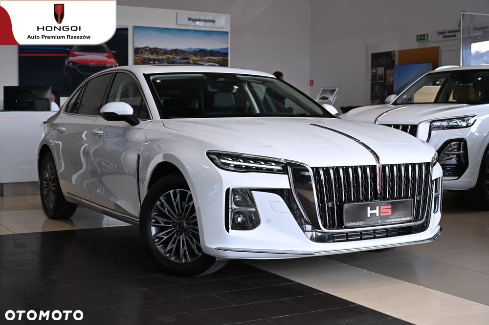 Hongqi H5 - 4